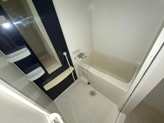 グラビスコート広島駅前通り