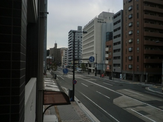 グラビスコート広島駅前通り