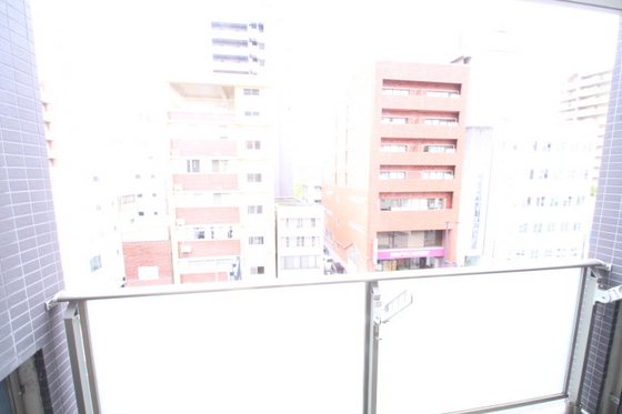 グラビスコート広島駅前通り