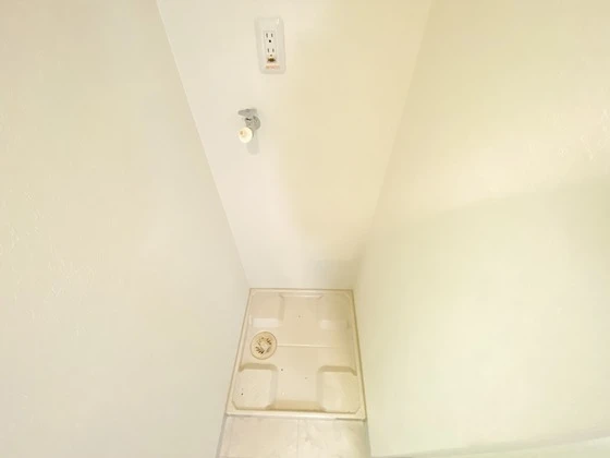 グラビスコート広島駅前通り