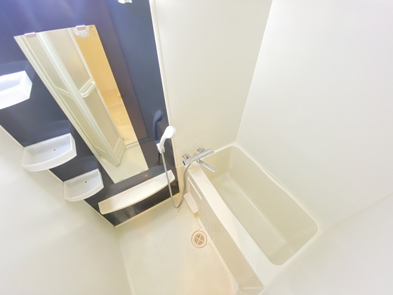 グラビスコート広島駅前通り