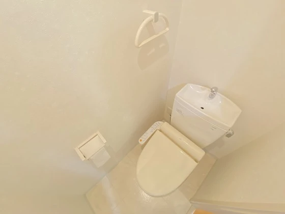 グラビスコート広島駅前通り