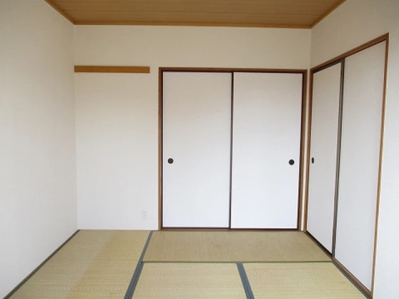 ファミールパレスA棟