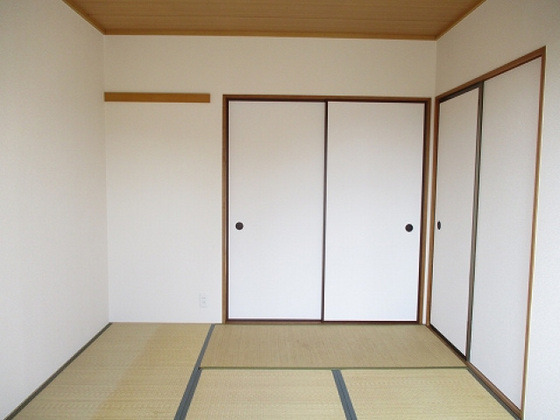 ファミールパレスA棟