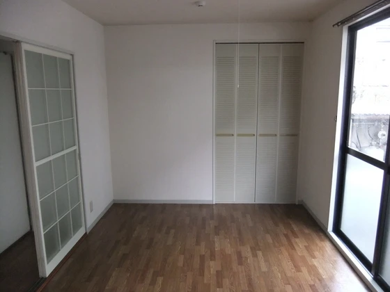 ファミールパレスA棟