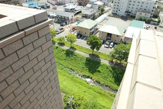 フローレンス緑井せせらぎ公園