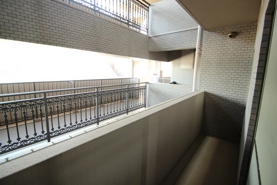 フローレンス緑井せせらぎ公園