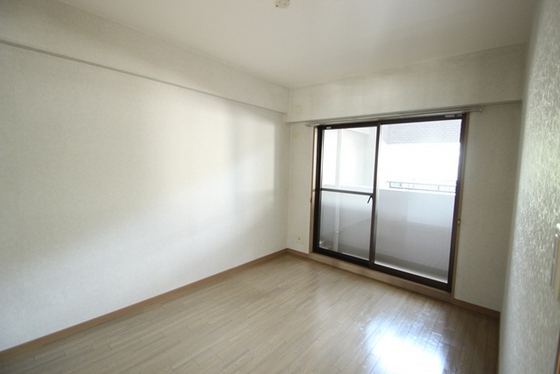 フローレンス緑井せせらぎ公園