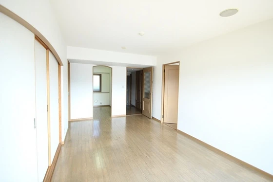 フローレンス緑井せせらぎ公園