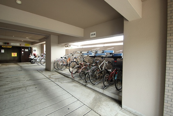 フローレンス緑井せせらぎ公園