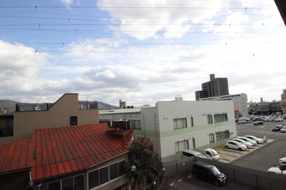 カルフール大町