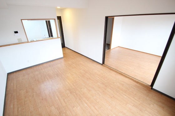 カルフール大町