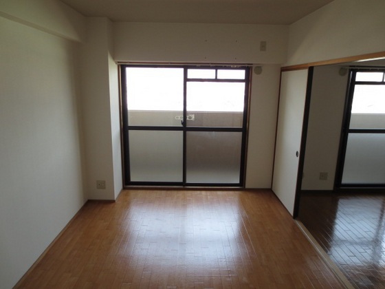 カルフール大町