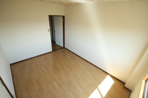 エルディム西本