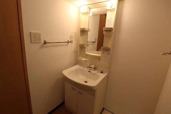 SHOKI Bldg大手町(旧:radiance大手町)