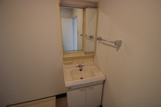 エステイトハウス三篠