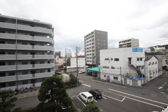 パティオ朋来居