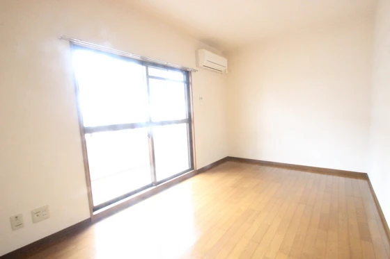 パティオ朋来居