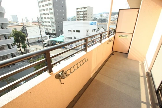 パティオ朋来居