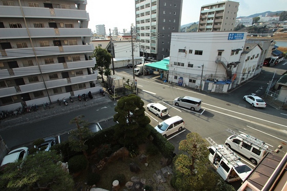 パティオ朋来居