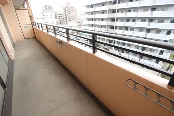 パティオ朋来居