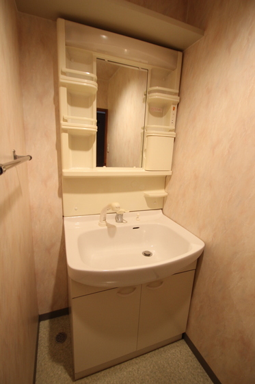 ビオスクレーネー