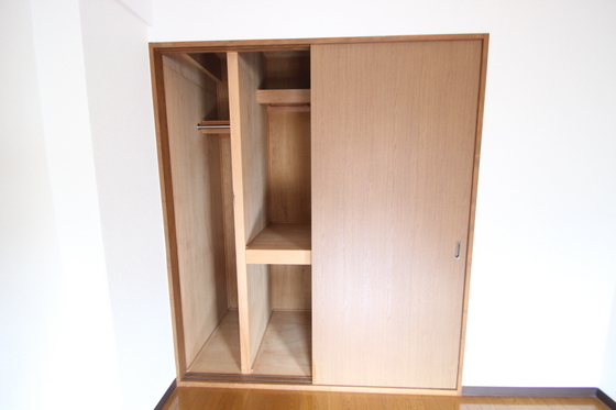 ビオスクレーネー