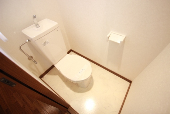 ロリエ中広通り