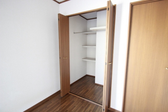 ロリエ中広通り