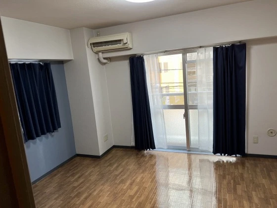 クロワール京橋