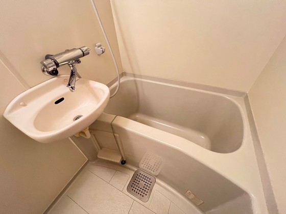 クロワール京橋