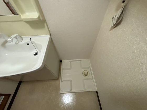 コンフォール空港通り