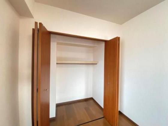 コンフォール空港通り