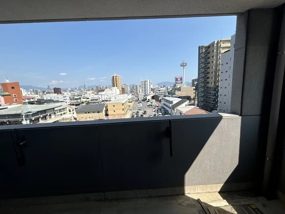 コンフォール空港通り