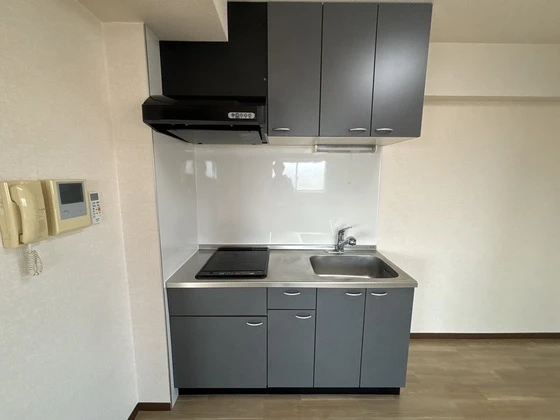 コンフォール空港通り