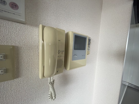 コンフォール空港通り