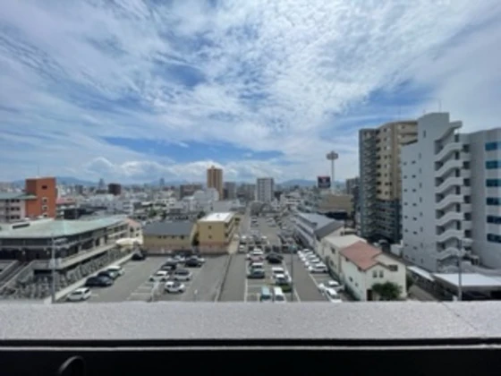 コンフォール空港通り