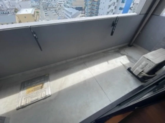 コンフォール空港通り