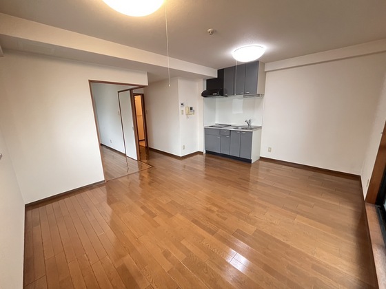 コンフォール空港通り