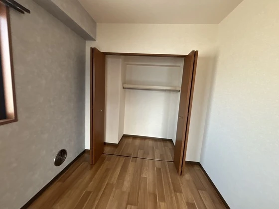 コンフォール空港通り