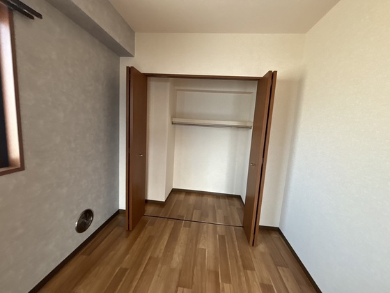 コンフォール空港通り