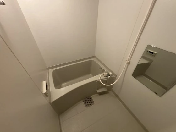 コンフォール空港通り