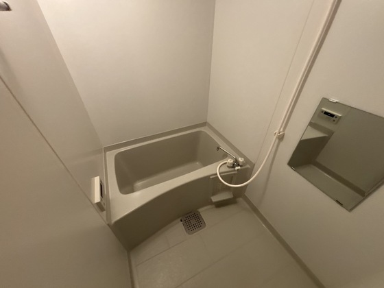 コンフォール空港通り