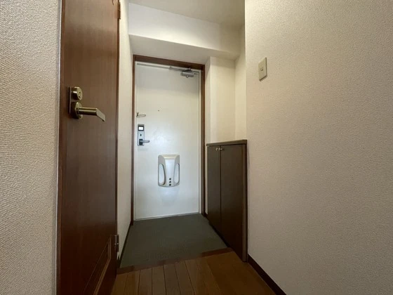 コンフォール空港通り