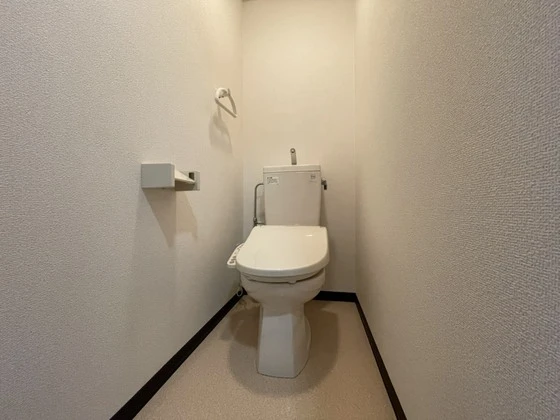 コンフォール空港通り