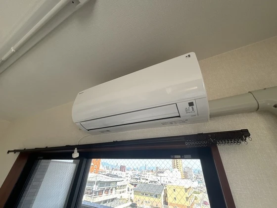 コンフォール空港通り