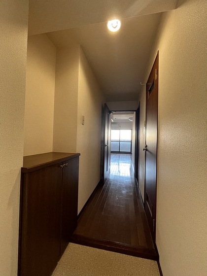 コンフォール空港通り