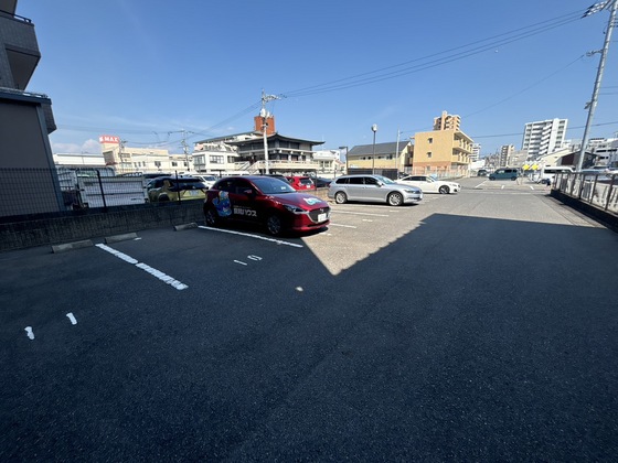 コンフォール空港通り