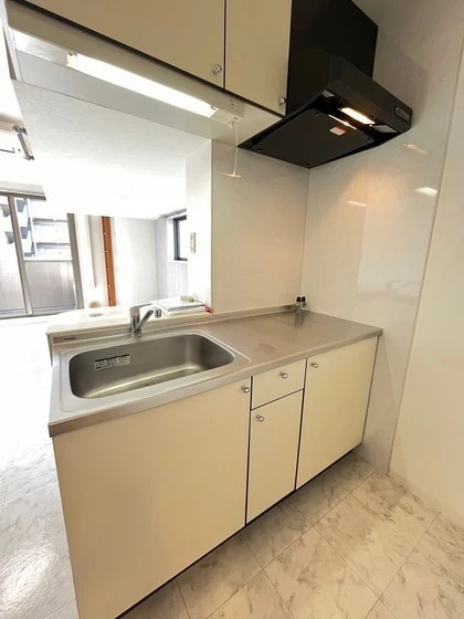 ファミーリエ昭和町