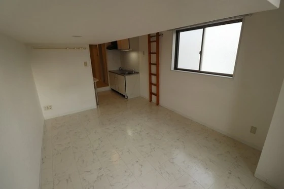 ファミーリエ昭和町